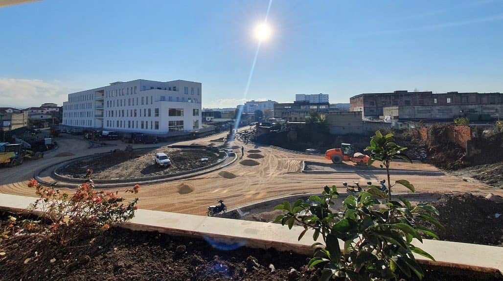 Rindertimi ne Tirane, perfundojne tre pallatet e para te 5 Maji
